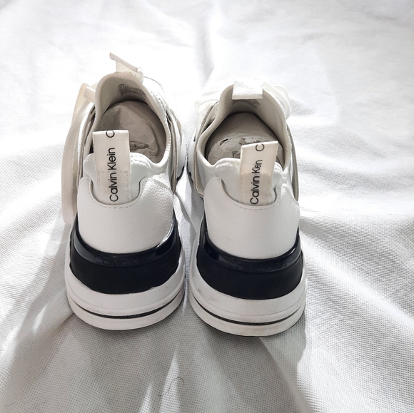 Womens White Sneakers - Picture 3 of 6